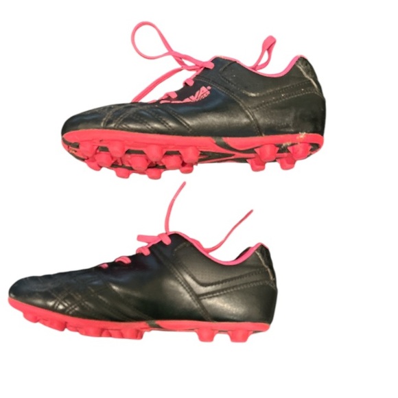 Brava Black and Pink Girl's Soccer Cleats Preowned in great condition, size‎ 1. - Picture 4 of 7